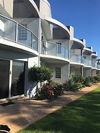 Merimbula Lake Apartments