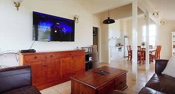 Surfside Holiday Park