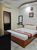 Sunny A Hotel