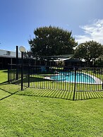 Greenways Holiday Units