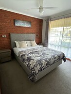 Greenways Holiday Units