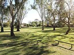 Winbi River Resort Holiday Rentals