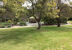 Winbi River Resort Holiday Rentals