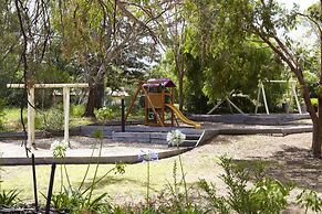 Winbi River Resort Holiday Rentals