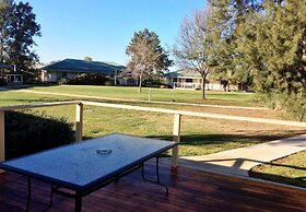 Winbi River Resort Holiday Rentals