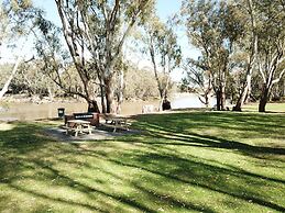 Winbi River Resort Holiday Rentals