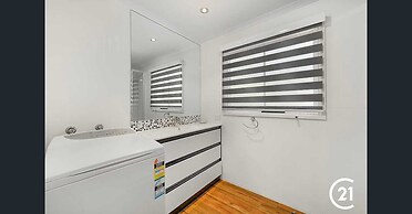 Winbi River Resort Holiday Rentals