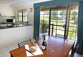 Winbi River Resort Holiday Rentals