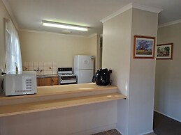 Winbi River Resort Holiday Rentals