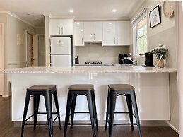 Winbi River Resort Holiday Rentals