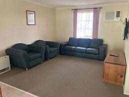 Winbi River Resort Holiday Rentals