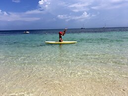 Ratu Kini Backpackers & Dive Resort