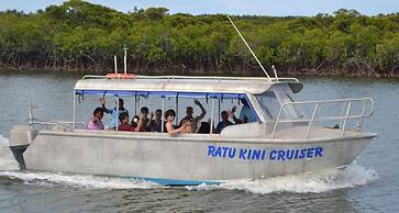 Ratu Kini Backpackers & Dive Resort