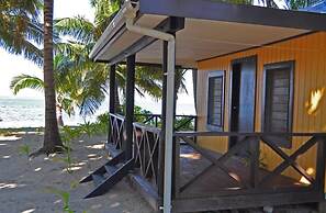 Ratu Kini Backpackers & Dive Resort