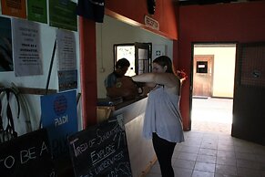 Ratu Kini Backpackers & Dive Resort