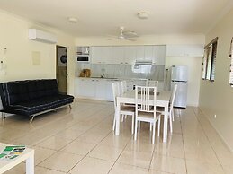 Magnetic Sunsets Resort