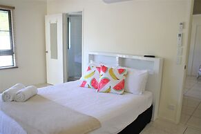 Magnetic Sunsets Resort