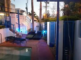 Surfers Beach Resort One