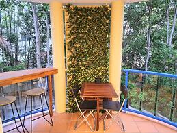 Surfers Beach Resort One