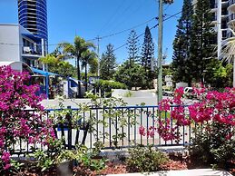 Surfers Beach Resort One