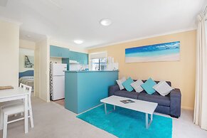 Surfers Beach Resort One