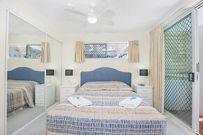 Surfers Beach Resort One