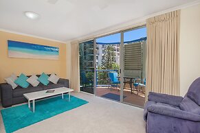 Surfers Beach Resort One