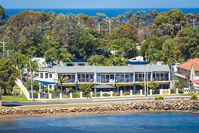 Sails Luxury Apartments Merimbula
