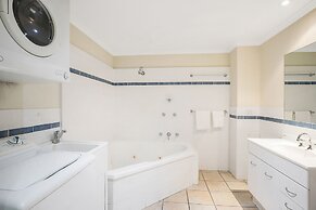 Sails Luxury Apartments Merimbula