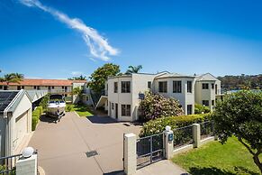 Sails Luxury Apartments Merimbula
