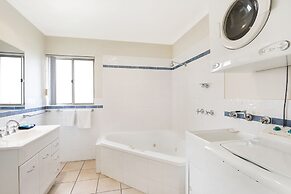 Sails Luxury Apartments Merimbula