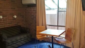 Cattleman's Rest Motor Inn