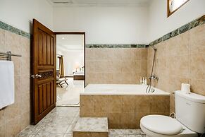 Gracia Bali Villas & Apartment