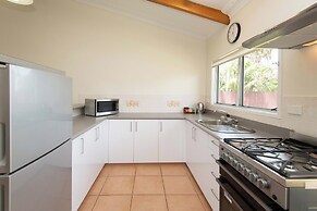 Daydreamer Apartments