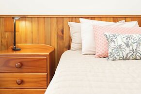 Daydreamer Apartments