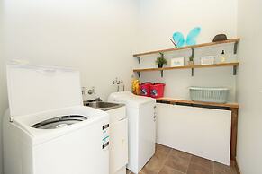 Daydreamer Apartments