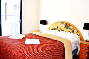 Spring Hill Mews Apartments