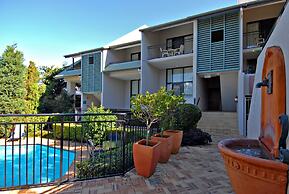 Spring Hill Mews Apartments