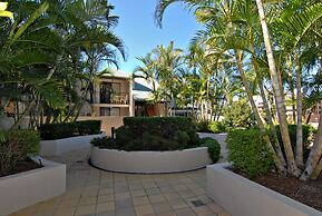 Spring Hill Mews Apartments