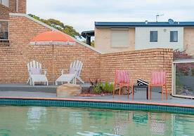 The Black Dolphin Holiday Park