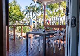 The Black Dolphin Holiday Park