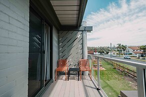 The Black Dolphin Holiday Park