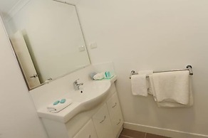 Gladstone Heights Executive Apartments