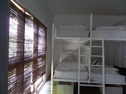 The Island Hotel Bali - Hostel