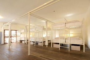 The Island Hotel Bali - Hostel