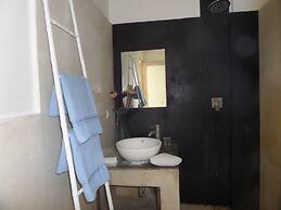 The Island Hotel Bali - Hostel