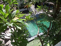 The Island Hotel Bali - Hostel