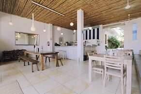 The Island Hotel Bali - Hostel