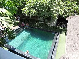 The Island Hotel Bali - Hostel