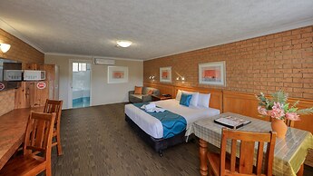 James Street Motor Inn